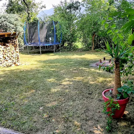 Garden On Ossiach Daire